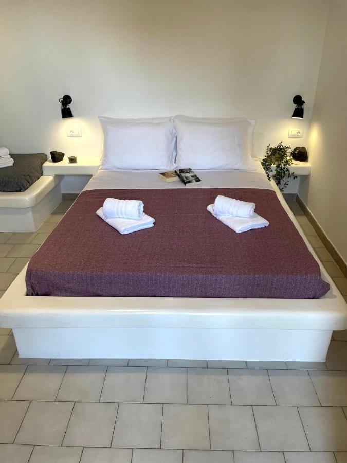 Sabbia Calda Apartments Perissa  Ngoại thất bức ảnh