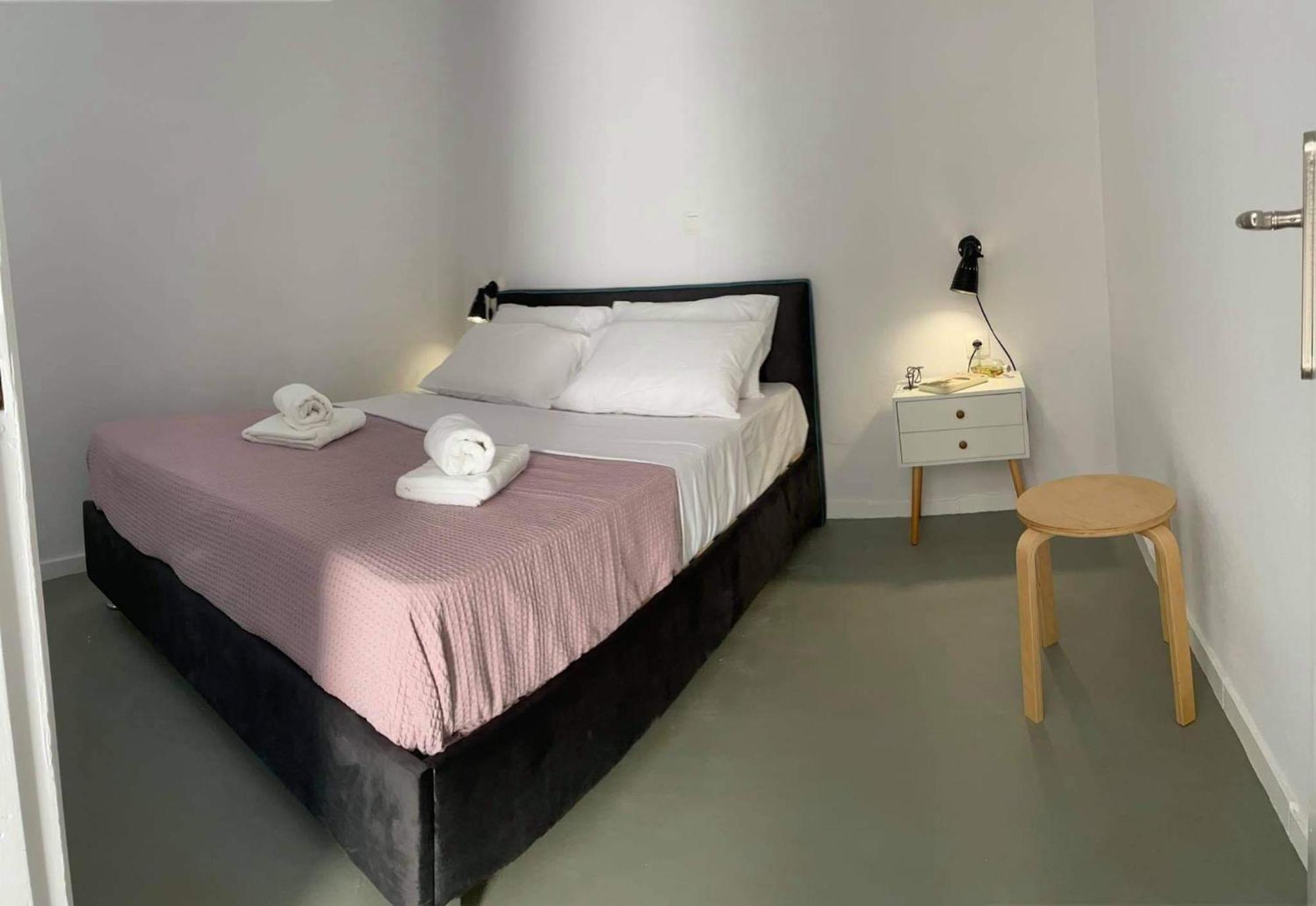 Sabbia Calda Apartments Perissa  Ngoại thất bức ảnh