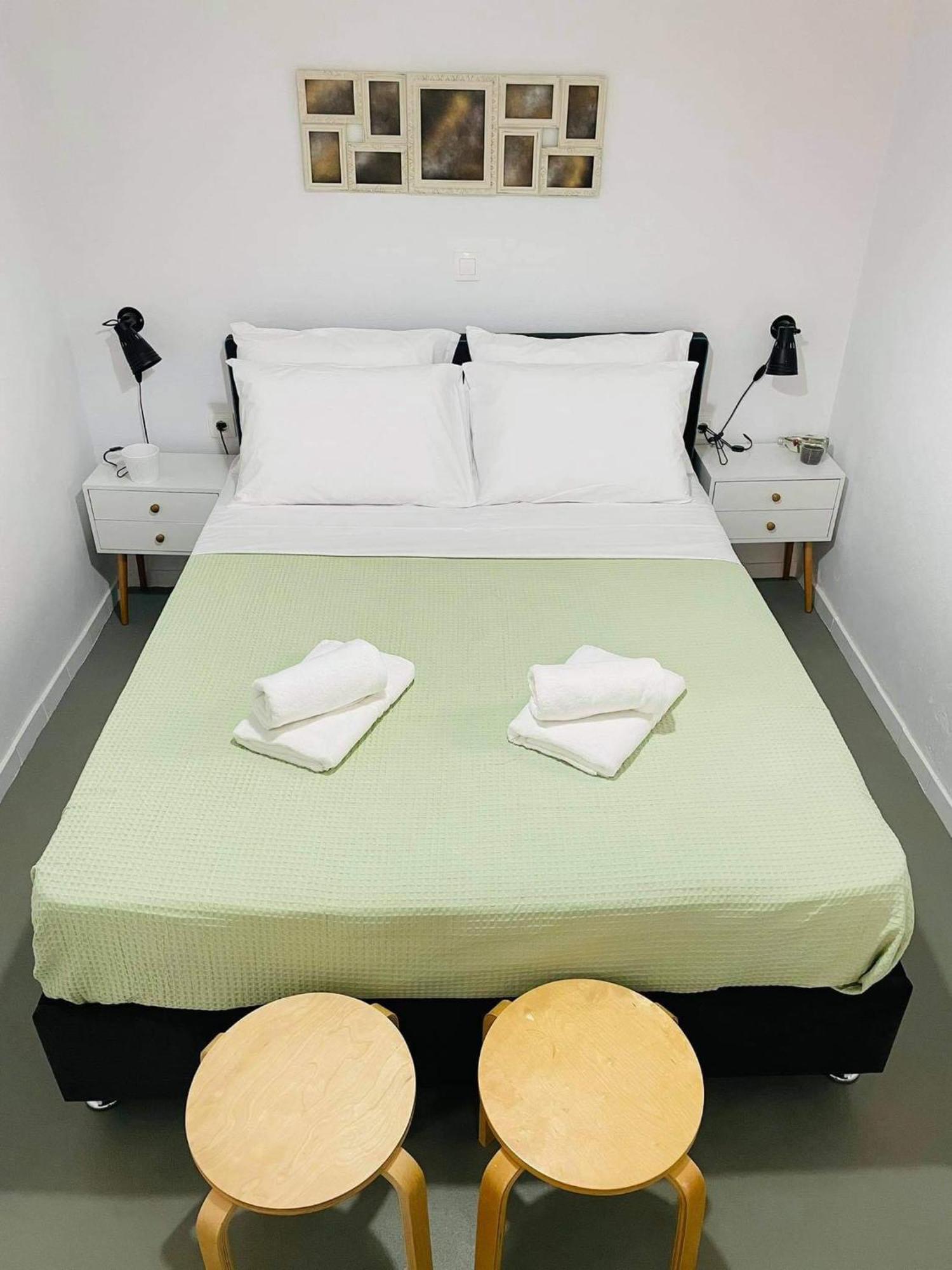 Sabbia Calda Apartments Perissa  Ngoại thất bức ảnh