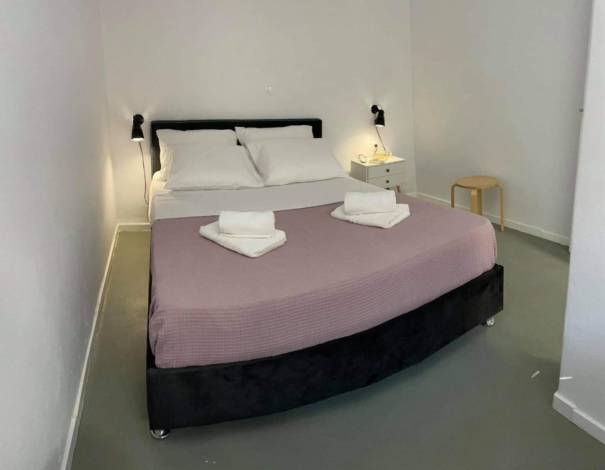 Sabbia Calda Apartments Perissa  Ngoại thất bức ảnh